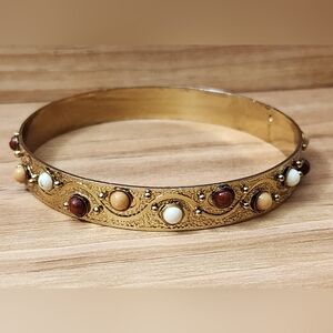 💎 Vintage Gold Cabochon Bangel Bracelet 💎